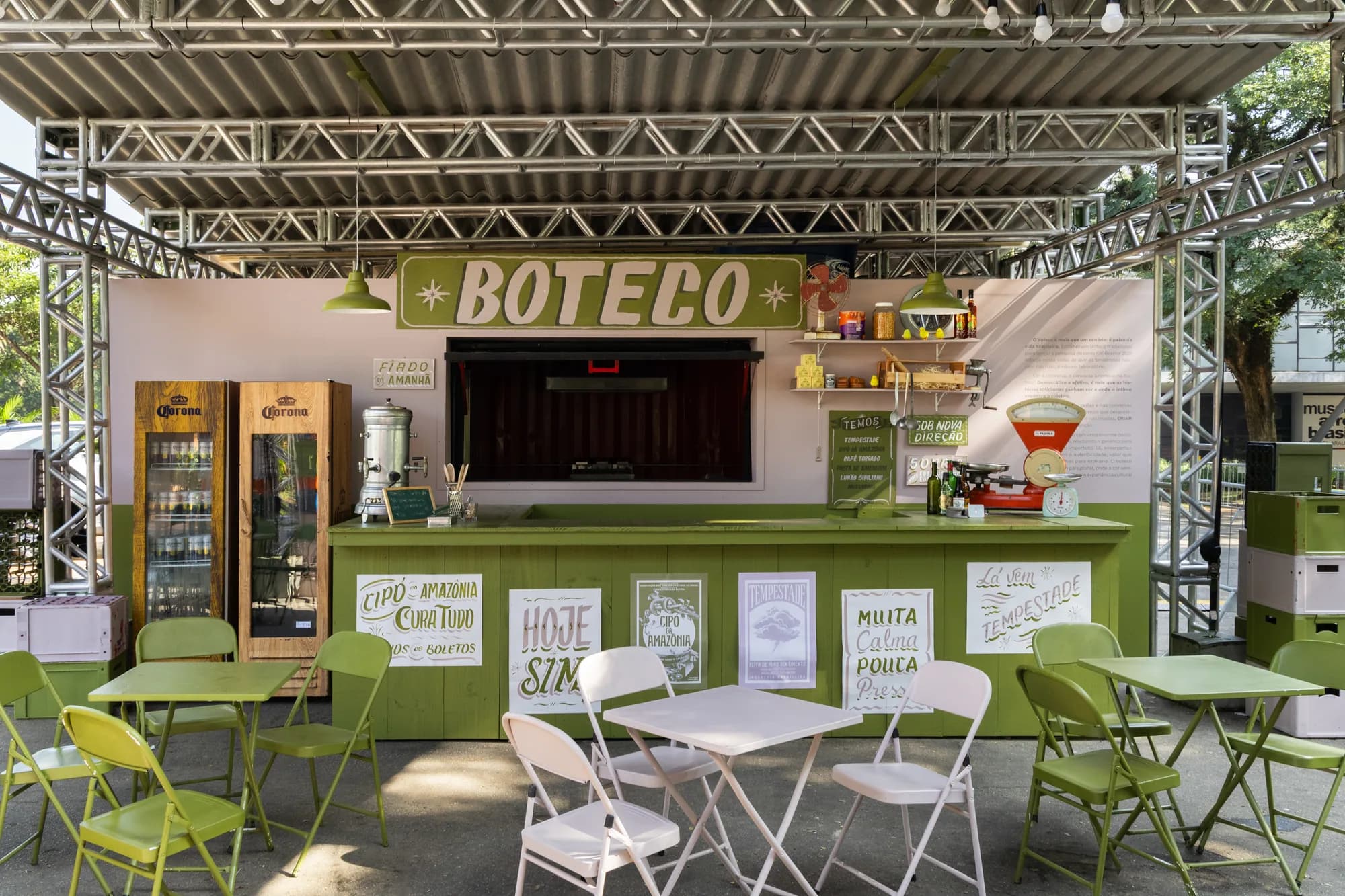 Boteco Suvinil, TomaziCabral